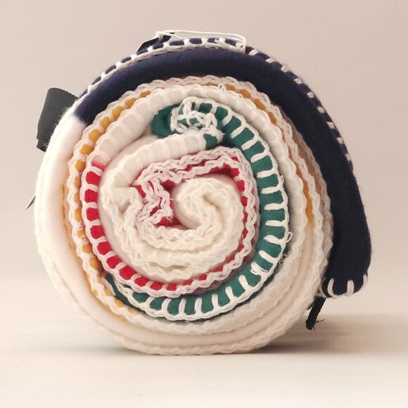 Hudson’s Bay Stripes Fleece Throw Blanket Multi-Coloured BNIP 💚❤️💛💙 - Picture 4 of 6